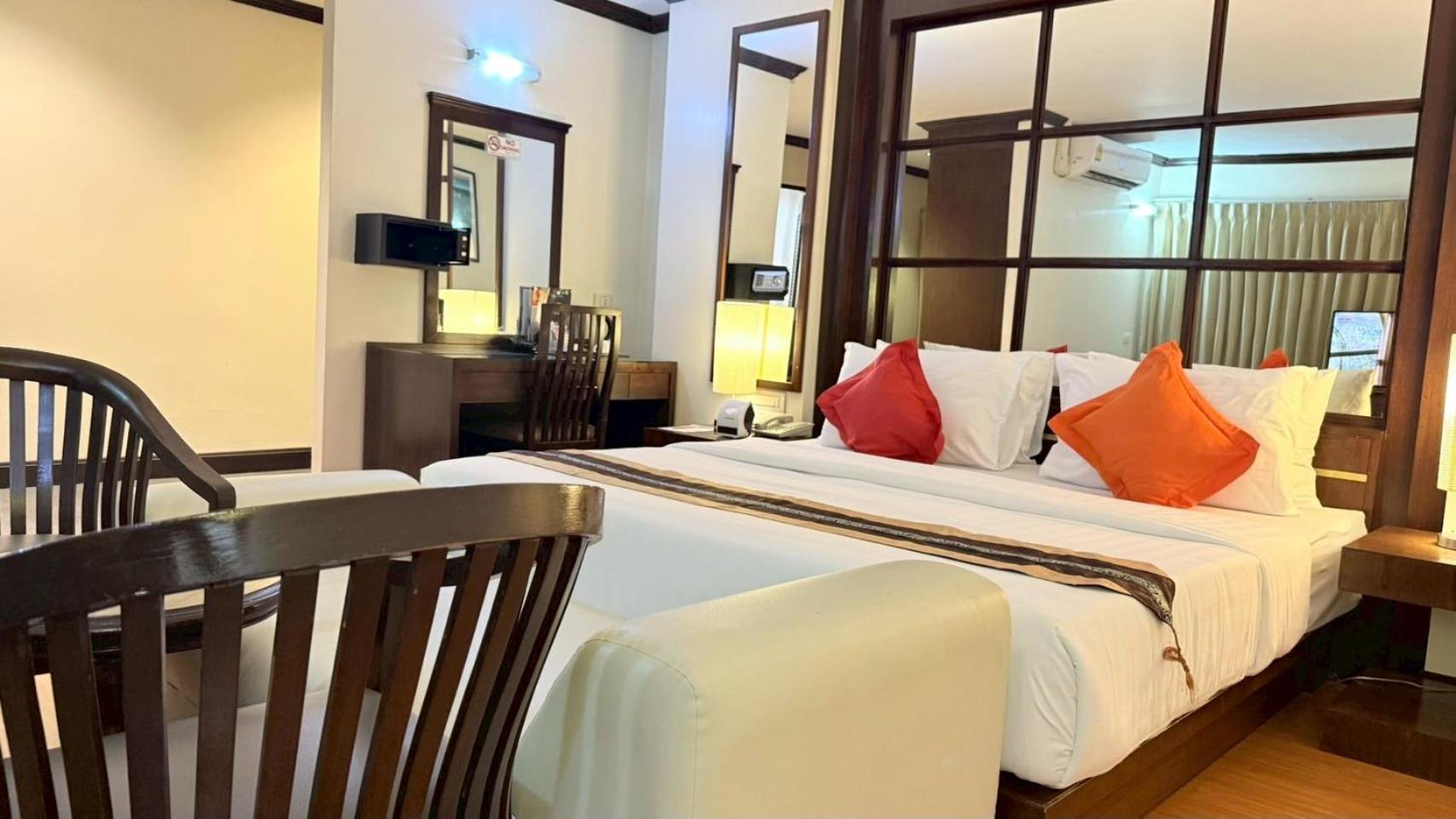 Grand Business Inn Bangkok Exterior foto