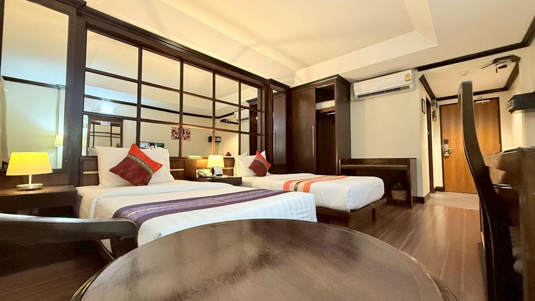 Grand Business Inn Bangkok Exterior foto
