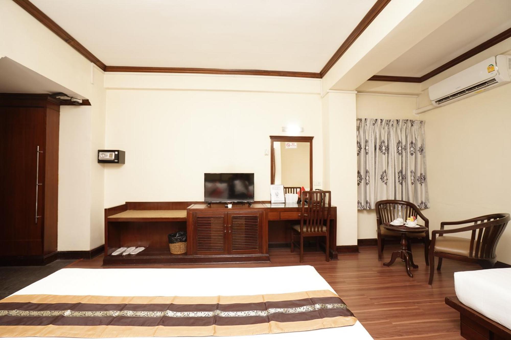 Grand Business Inn Bangkok Exterior foto