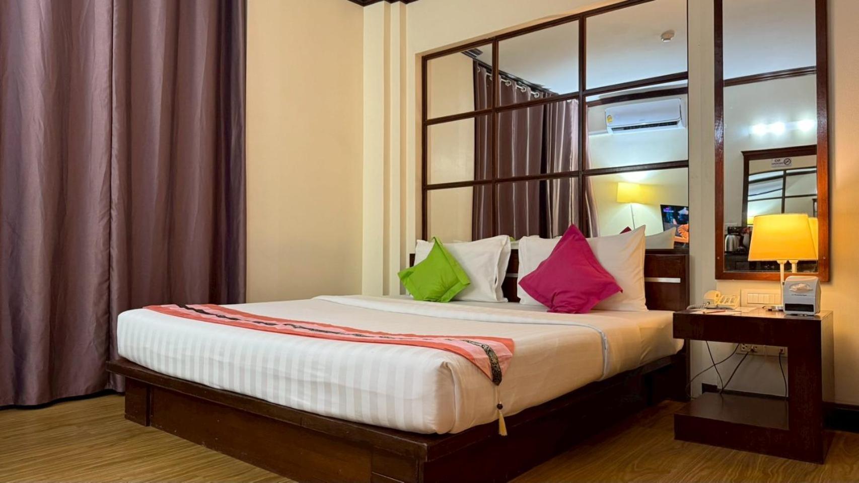Grand Business Inn Bangkok Exterior foto