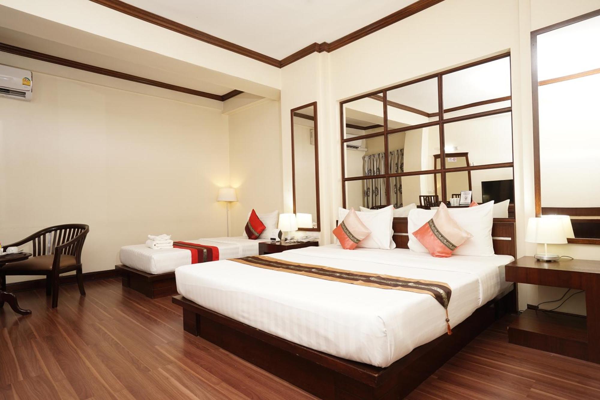 Grand Business Inn Bangkok Exterior foto