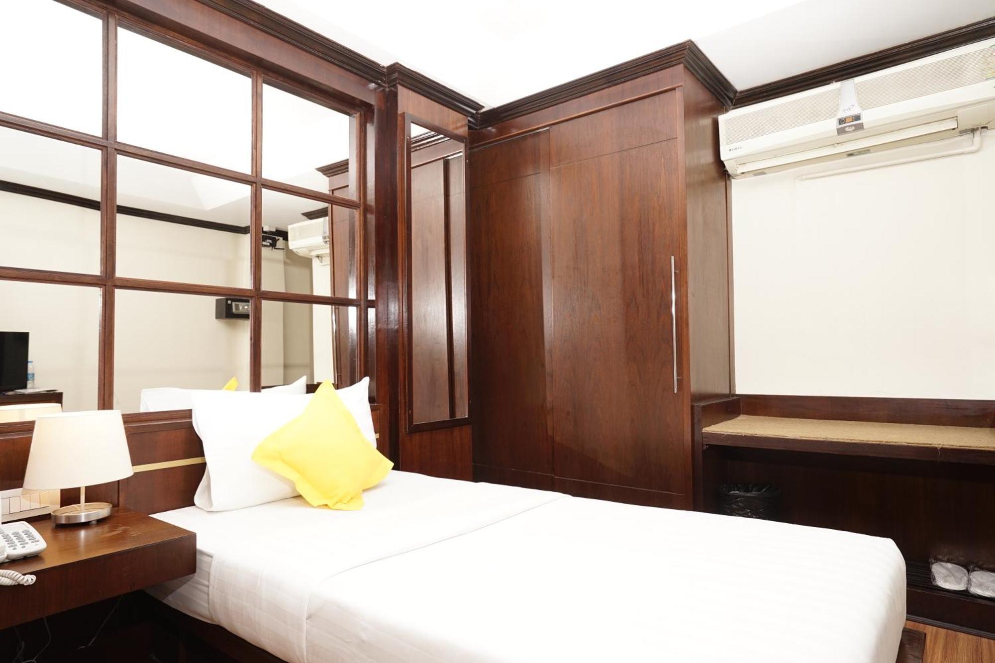 Grand Business Inn Bangkok Exterior foto
