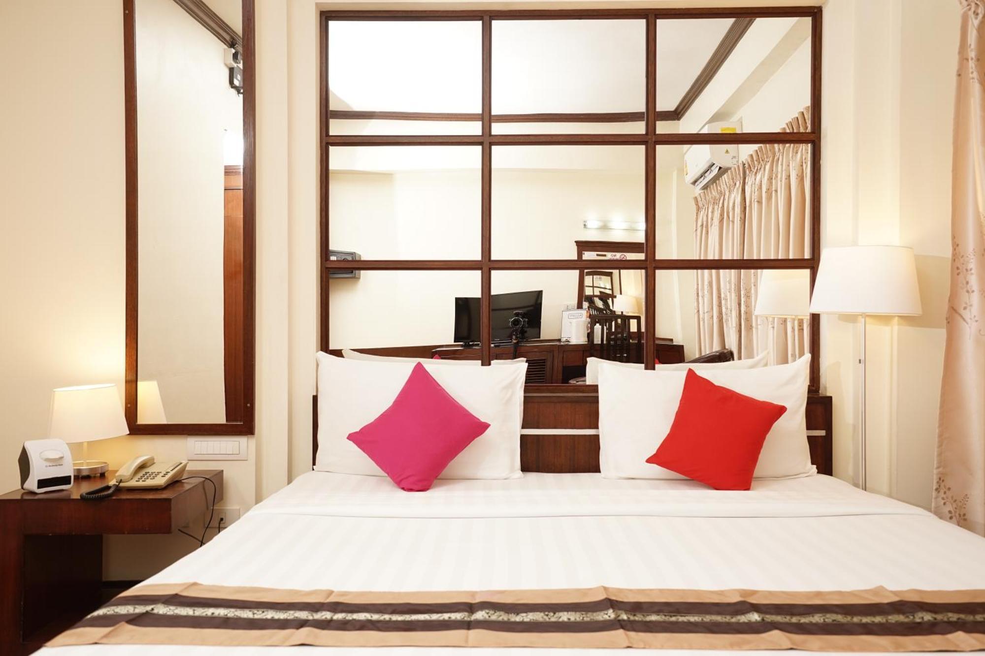 Grand Business Inn Bangkok Exterior foto