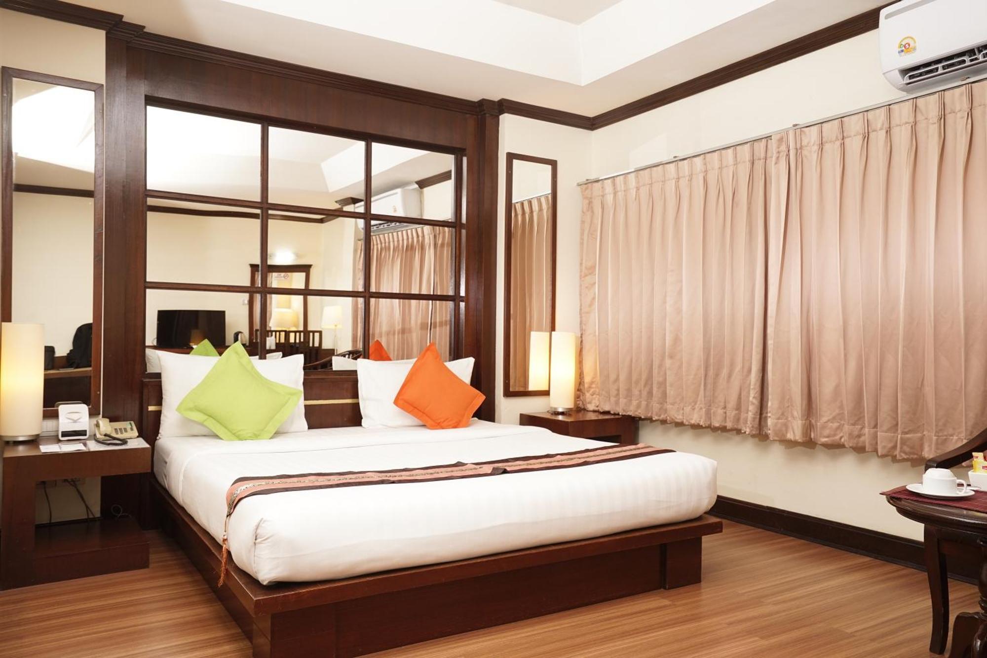 Grand Business Inn Bangkok Exterior foto
