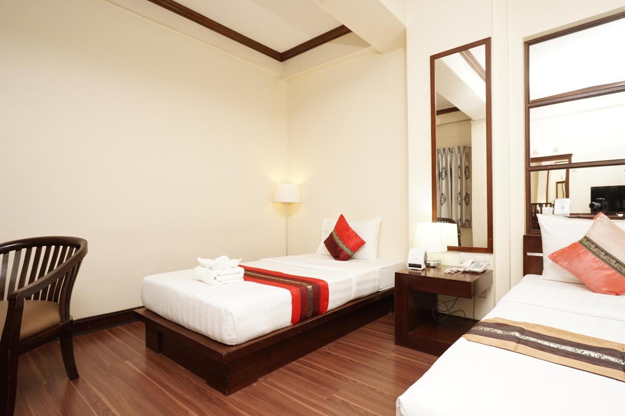 Grand Business Inn Bangkok Exterior foto